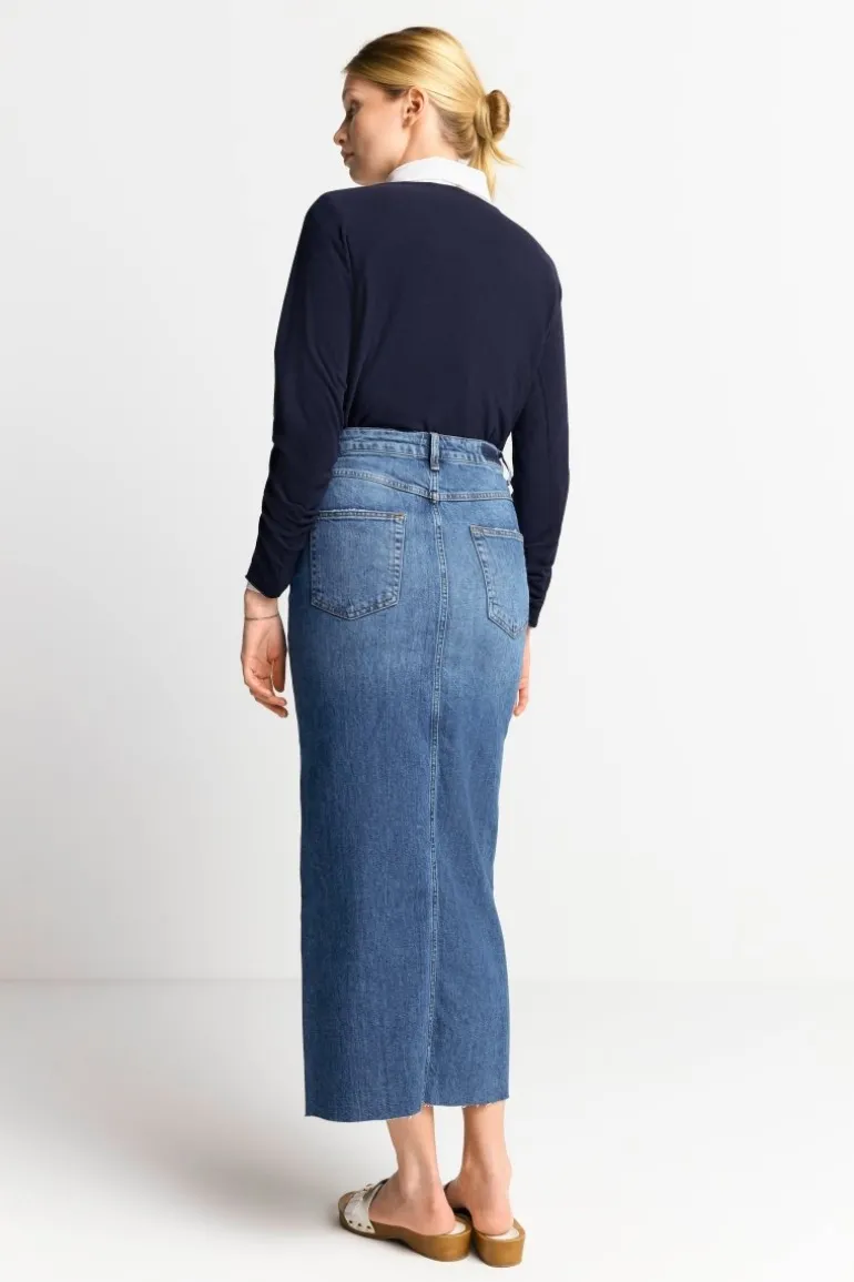 Denim-Rock In Figurnahem Schnitt
