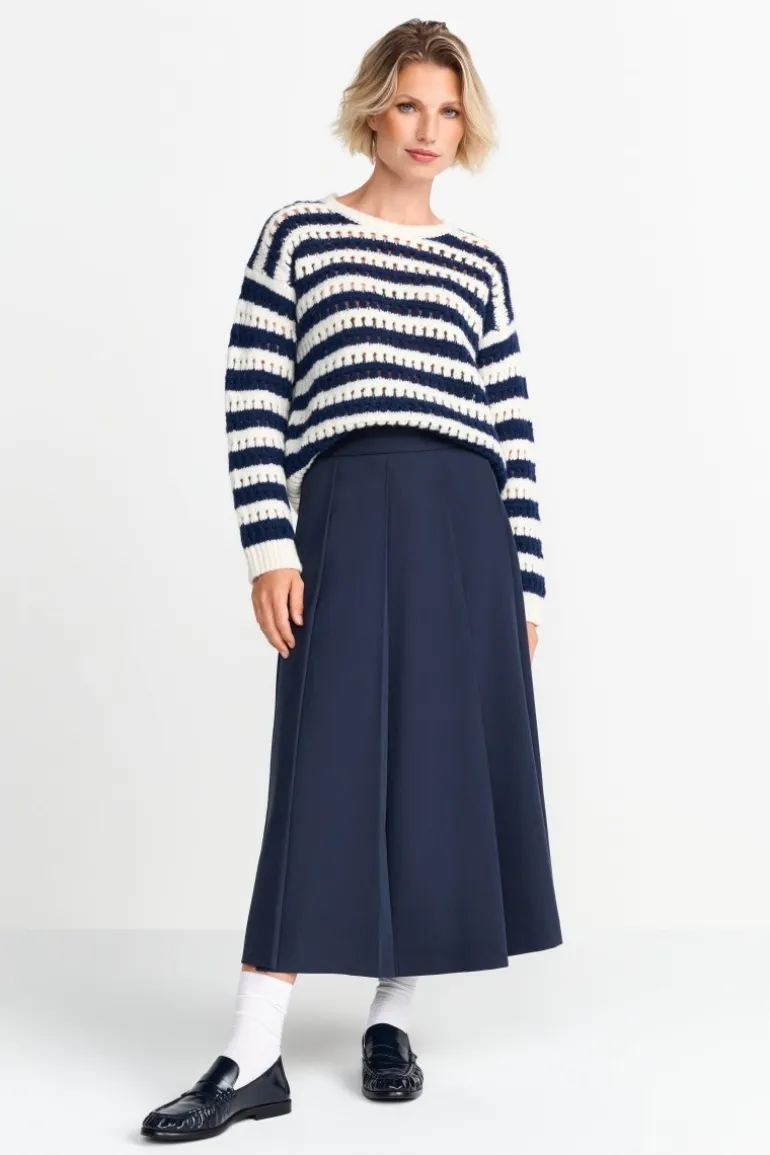 Gestreifter Lochstrickpullover